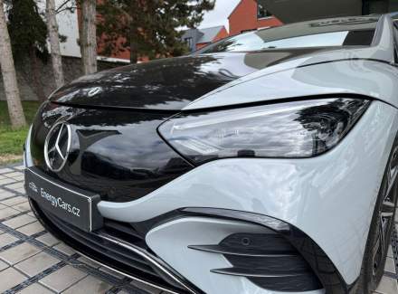 Mercedes-Benz - EQE