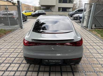 Mercedes-Benz - EQE