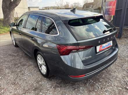 Škoda - Octavia