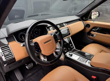 Land Rover - Range Rover