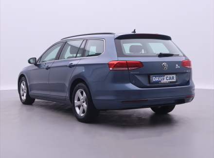 Volkswagen - Passat
