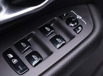 Volvo - XC90