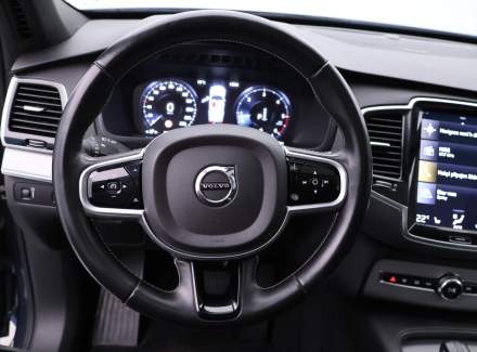 Volvo - XC90