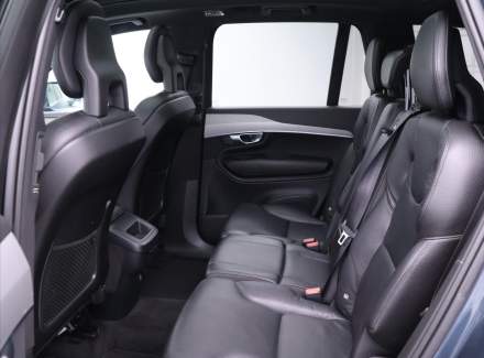 Volvo - XC90