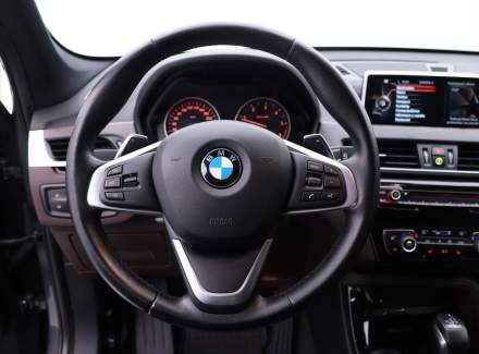 BMW - X1