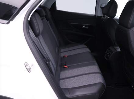 Peugeot - 3008