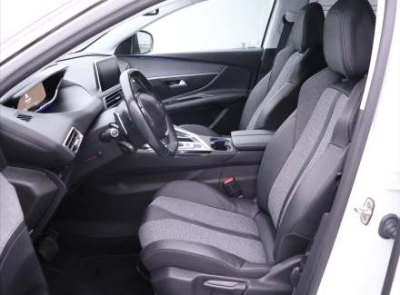Peugeot - 3008