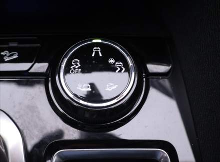 Peugeot - 3008