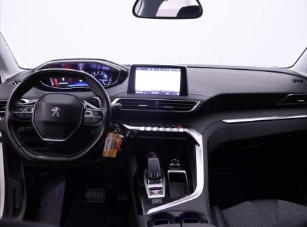 Peugeot - 3008