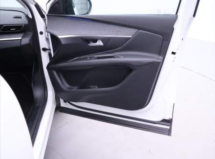 Peugeot - 3008