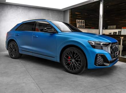 Audi - Q8