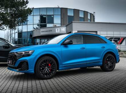 Audi - Q8