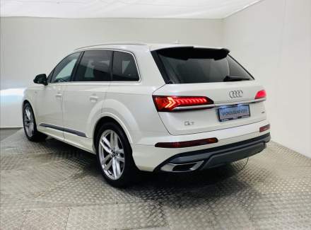 Audi - Q7
