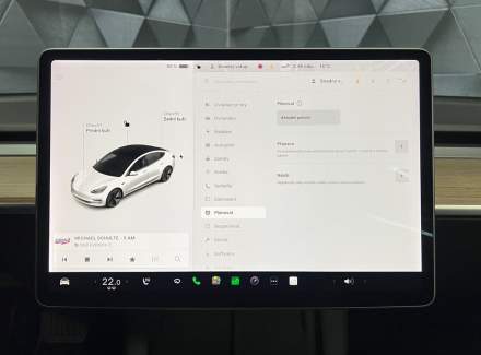 Tesla - Model 3