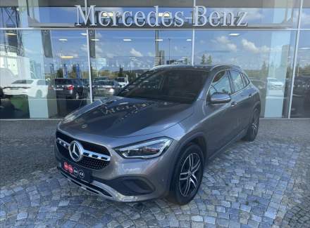 Mercedes-Benz - GLA