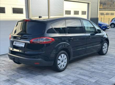 Ford - S-MAX