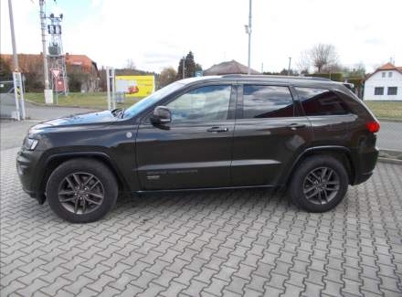 Jeep - Grand Cherokee