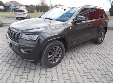 Jeep - Grand Cherokee