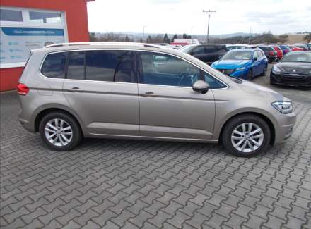 Volkswagen - Touran