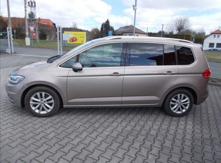 Volkswagen - Touran