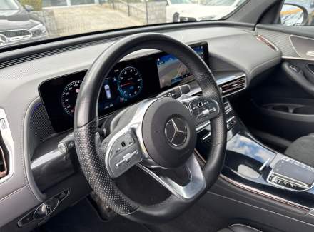 Mercedes-Benz - EQC