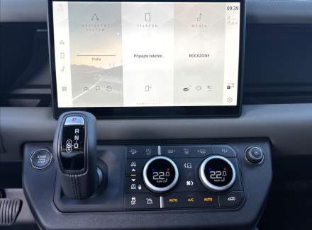 Land Rover - Defender