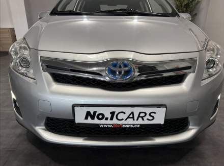 Toyota - Auris