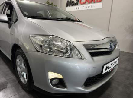 Toyota - Auris