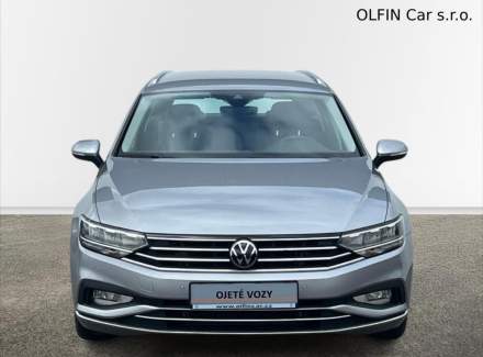 Volkswagen - Passat