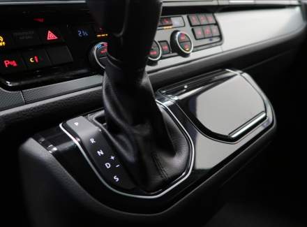 Volkswagen - Multivan