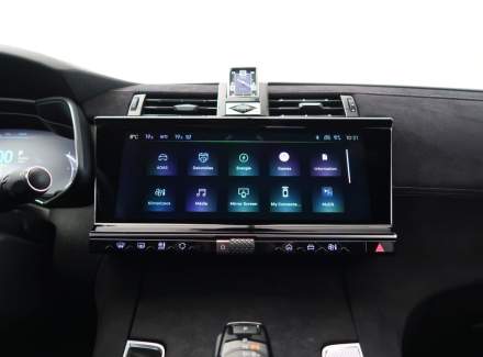 DS Automobiles - DS7 Crossback