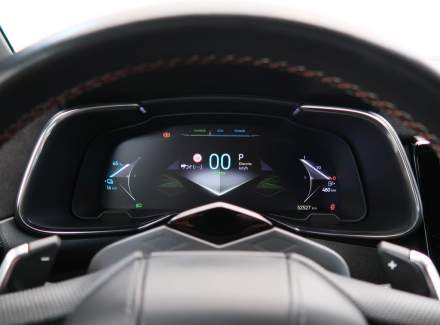 DS Automobiles - DS7 Crossback