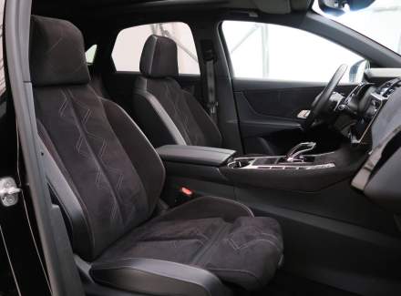 DS Automobiles - DS7 Crossback