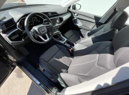 Audi - Q3