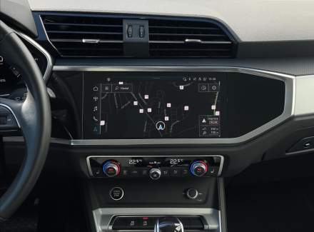 Audi - Q3