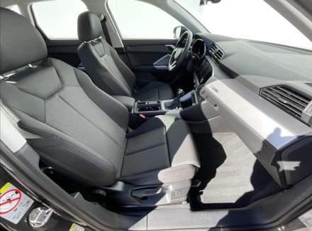 Audi - Q3