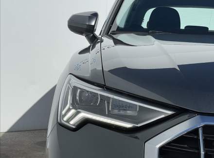 Audi - Q3