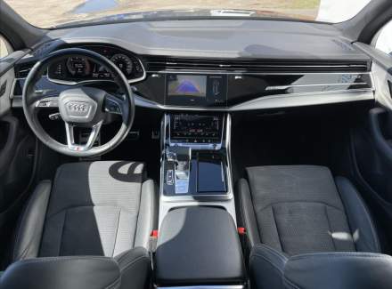 Audi - Q7