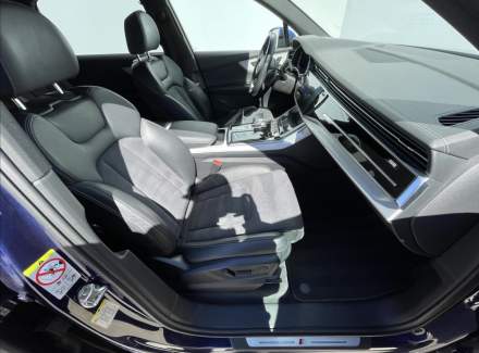 Audi - Q7
