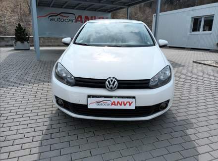Volkswagen - Golf
