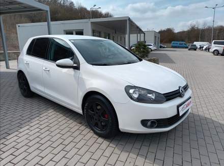 Volkswagen - Golf