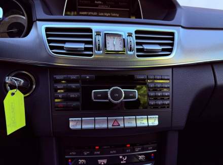 Mercedes-Benz - E-class