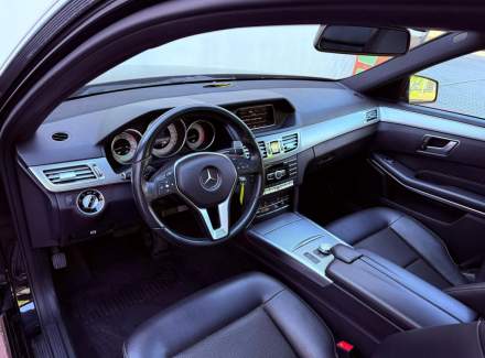 Mercedes-Benz - E-class