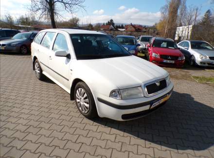 Škoda - Octavia