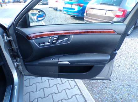 Mercedes-Benz - S-class