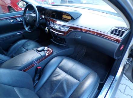 Mercedes-Benz - S-class