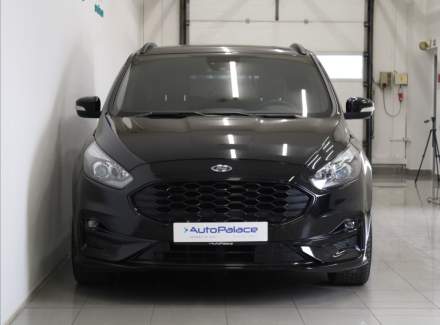 Ford - S-MAX