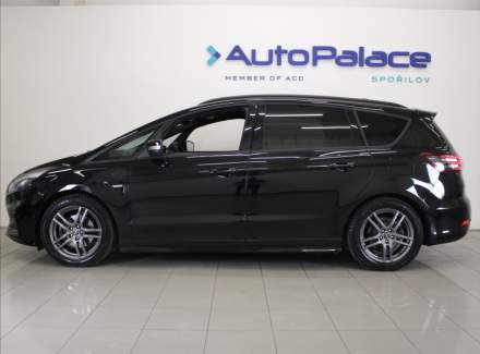 Ford - S-MAX