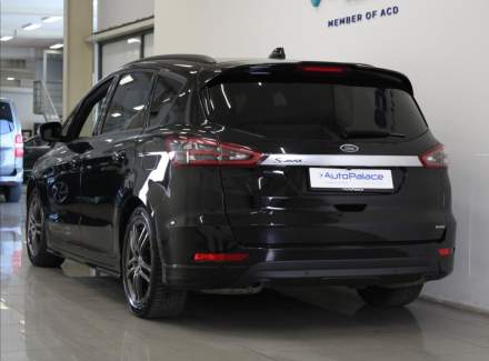 Ford - S-MAX