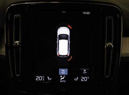 Volvo - XC40